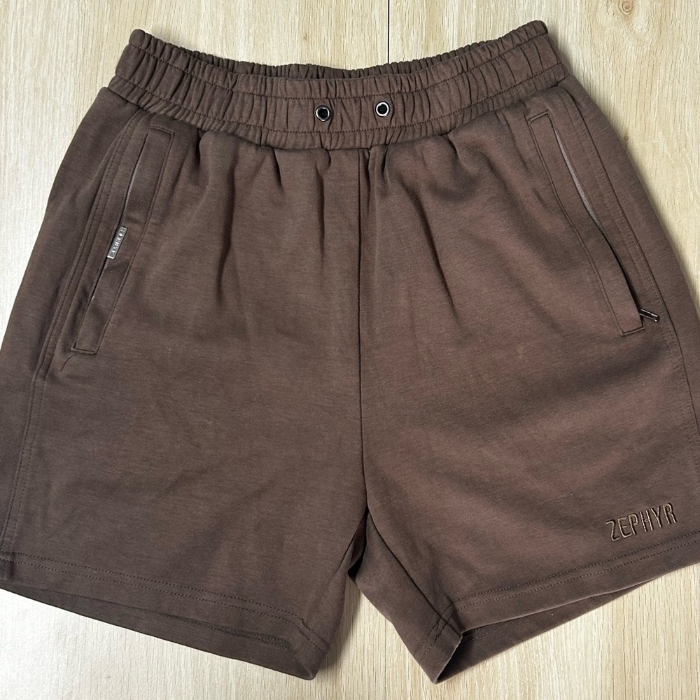 Zephyr Collection Short